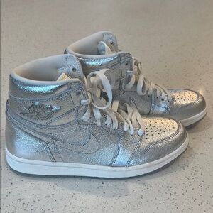 Nike Women's Metallic Silver Sneakers